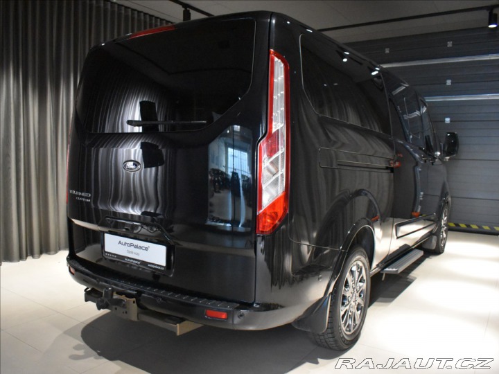 Ford Tourneo Custom 2,0 Custom tažný,kamera,w 2021
