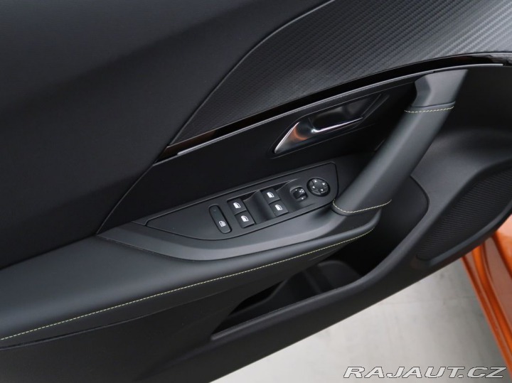 Peugeot 2008 ELECTRO,CZ,1Maj,e-GT,AT,5 2023