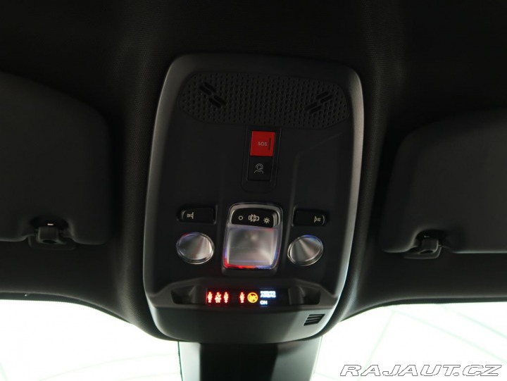 Peugeot 2008 1.2PureTech,CZ,1Maj,ALLUR 2024