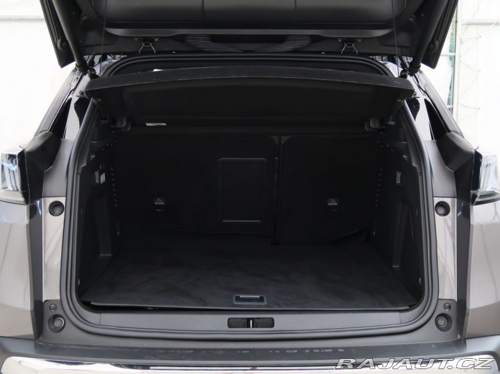 Peugeot 3008 1.6PHEV,CZ,1Maj,GT,AT8 2024