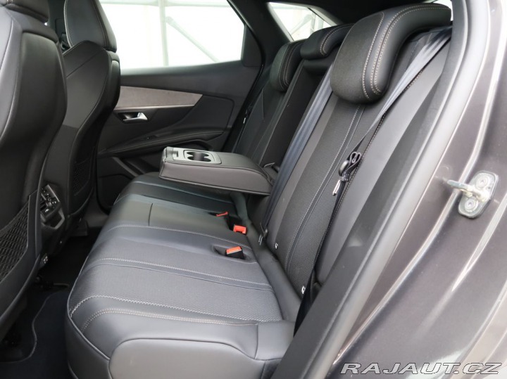 Peugeot 3008 1.6PHEV,CZ,1Maj,GT,AT8 2024