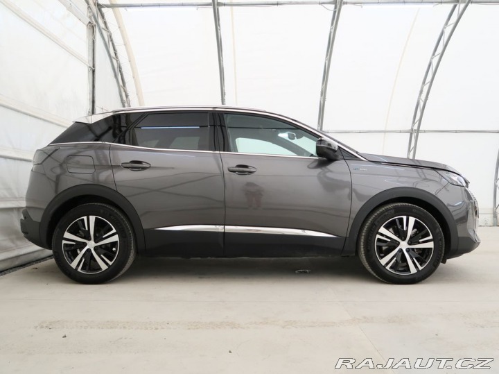 Peugeot 3008 1.6PHEV,CZ,1Maj,GT,AT8 2024