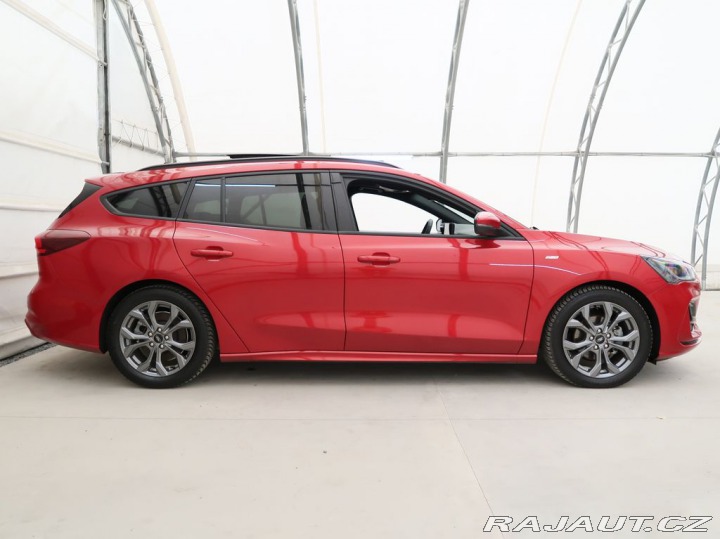 Ford Focus 1.0HYBRID,114kW,ST-LINE,A 2023