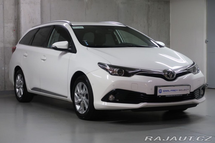 Toyota Auris 1.6VVT-i,CZ,AT 2017