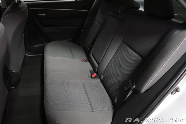Toyota Corolla 1.6VVT-i,CZ,1Maj,Manuál 2017