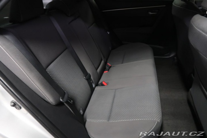 Toyota Corolla 1.6VVT-i,CZ,1Maj,Manuál 2017