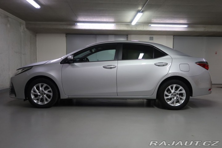 Toyota Corolla 1.6VVT-i,CZ,1Maj,Manuál 2017