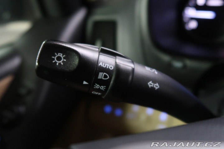 Hyundai H 1 2.5CRDi,CZ,8míst,AT 2019
