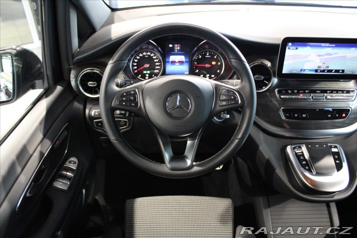 Mercedes-Benz V 300d Long AMG Line DIST / 2024