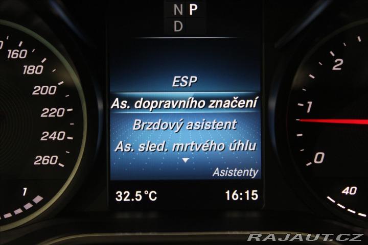 Mercedes-Benz V 300d AMG Line DIST / Burm 2024