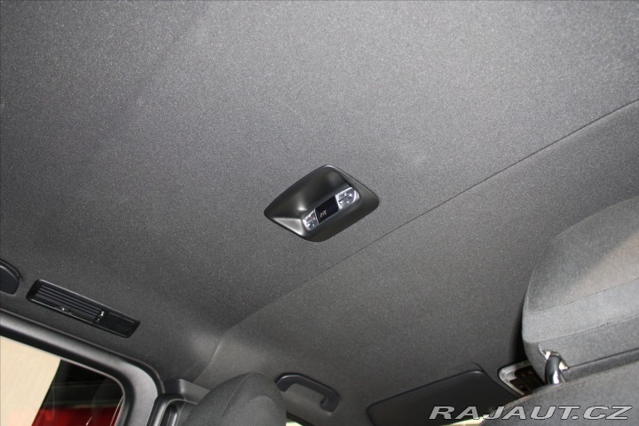 Mercedes-Benz V 300d Long AMG Line DIST / 2024