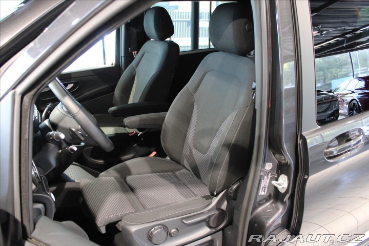 Mercedes-Benz V 300d Long AMG Line DIST / 2024