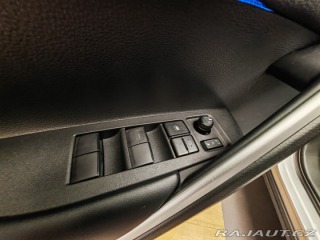 Toyota Corolla Cross 2.0 Hybrid Style 2025