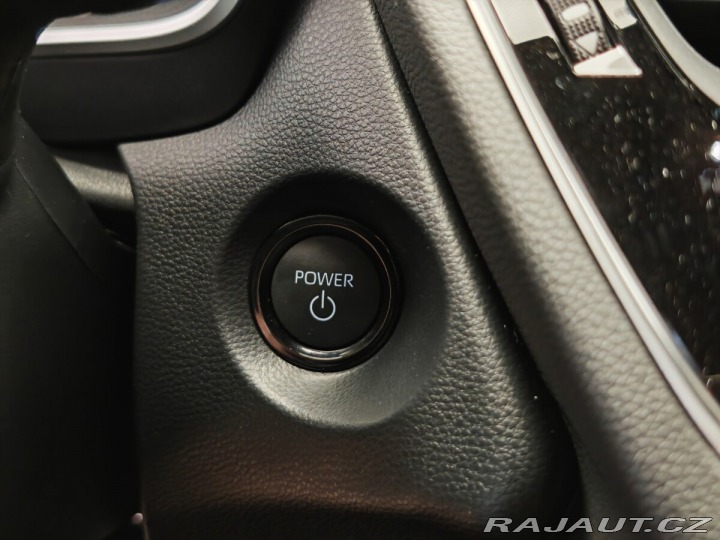 Toyota Corolla Cross 1,8 Hybrid e-CVT Style 2025