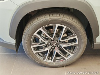 Toyota Corolla Cross 1,8 Hybrid e-CVT Style 2025