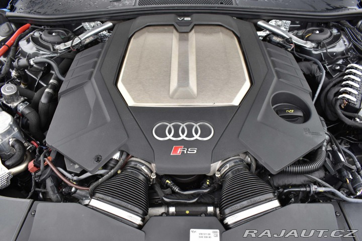 Audi RS6 B&O*LASER*WEBASTO*ZÁR 2022