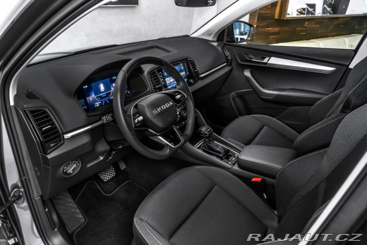 Škoda Karoq Selection 1,5 TSI 110kW D 2025