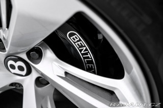 Bentley Bentayga 4,0D Masáže Pano LED 2017