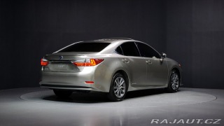 Lexus ES 300h Supreme 2018