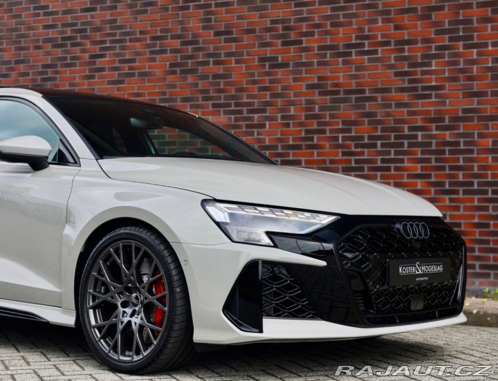 Audi RS3 Sportback 2.5 TFSI quatt 2025