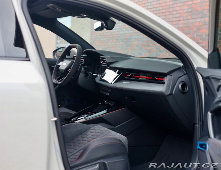 Audi RS3 Sportback 2.5 TFSI quatt 2025