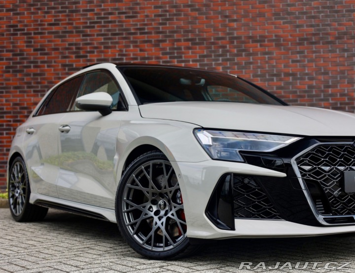 Audi RS3 Sportback 2.5 TFSI quatt 2025