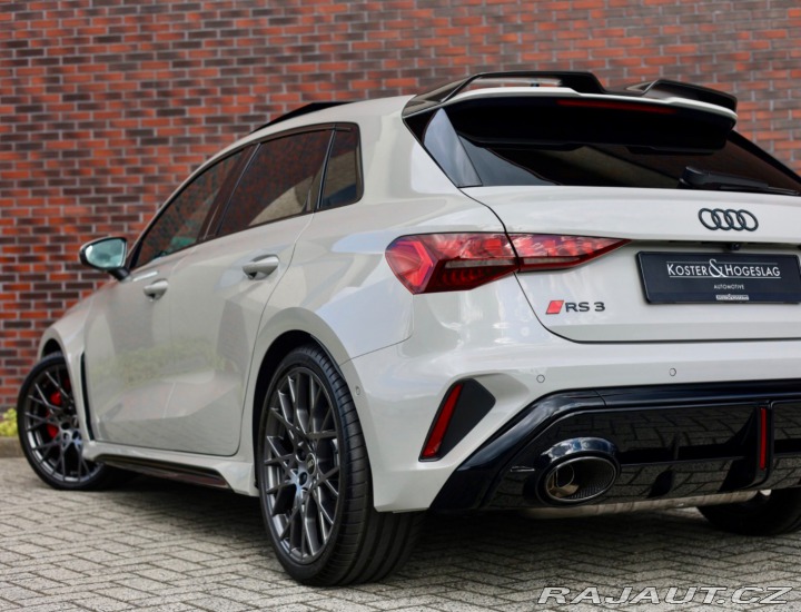 Audi RS3 Sportback 2.5 TFSI quatt 2025