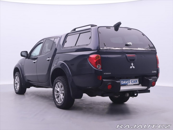 Mitsubishi L200 2,5 DI-D 131kW 4WD Serv.k 2015