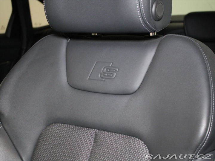 Audi A6 3,0 50TDi S-Line VZDUCH P 2022