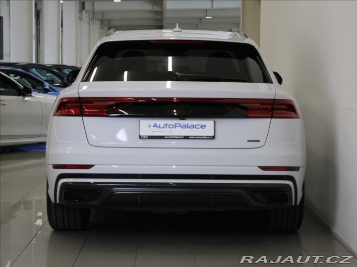 Audi Q8 3,0 55TFSi S-Line Black 8 2023