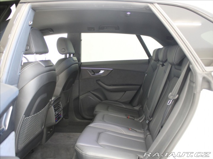 Audi Q8 3,0 55TFSi S-Line Black 8 2023