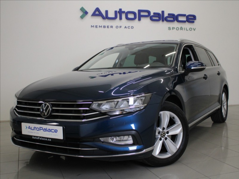 Volkswagen Passat 2,0 TDi DSG Elegance MASÁ
