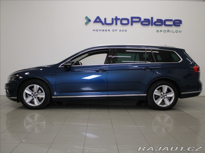 Volkswagen Passat 2,0 TDi DSG Elegance MASÁ 2023