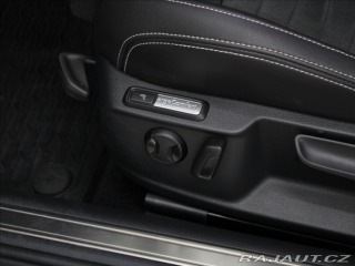Volkswagen Passat 2,0 TDi DSG Elegance MASÁ 2023