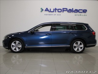 Volkswagen Passat 2,0 TDi DSG Elegance MASÁ 2023