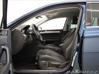 Volkswagen Passat 2,0 TDi DSG Elegance MASÁ 2023