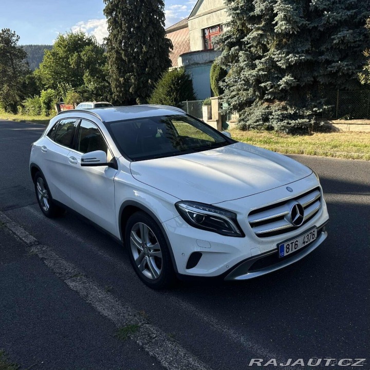 Mercedes-Benz GLA 2,0 220 CDI 170hp 7G DC 2015