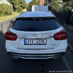 Mercedes-Benz GLA 2,0   220 CDI 170hp 7G DC 2015