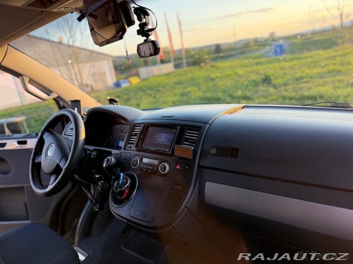 Volkswagen Multivan 2,5 T5 2009
