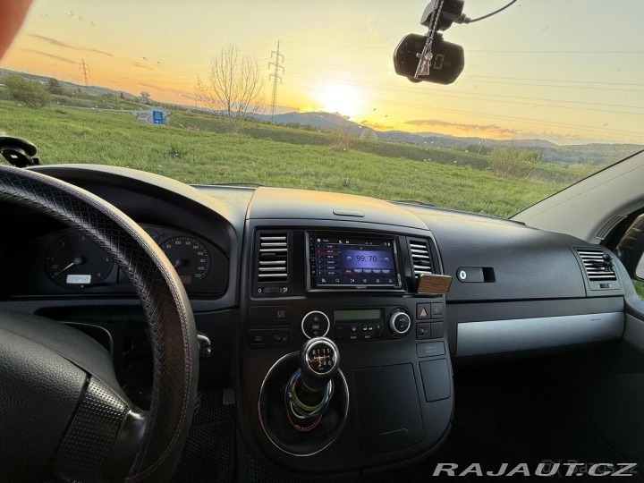 Volkswagen Multivan 2,5 T5 2009