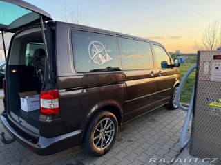 Volkswagen Multivan 2,5 T5 2009
