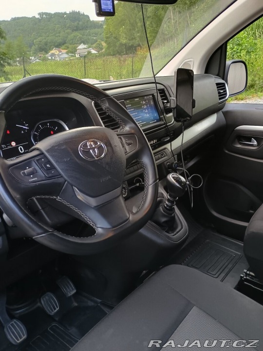 Toyota ProAce Verso 2,0 D-4D 140k Business 2021