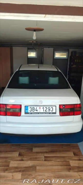 Volkswagen Passat 1,9 TDI 66kw 1995