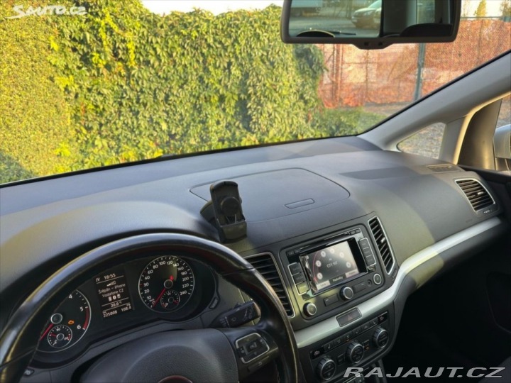 Volkswagen Sharan 2,0 TDI 1800