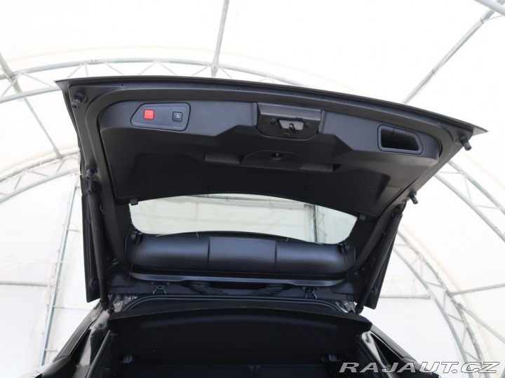 Peugeot 3008 1.5BlueHDi,CZ,1Maj,ALLURE 2024