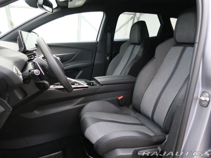 Peugeot 3008 1.5BlueHDi,CZ,1Maj,ALLURE 2024