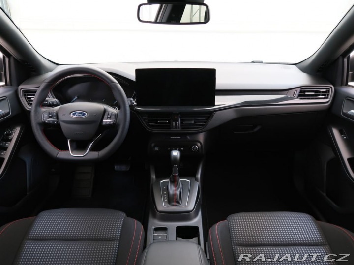 Ford Focus 1.0HYBRID,114kW,ST-LINE,A 2023