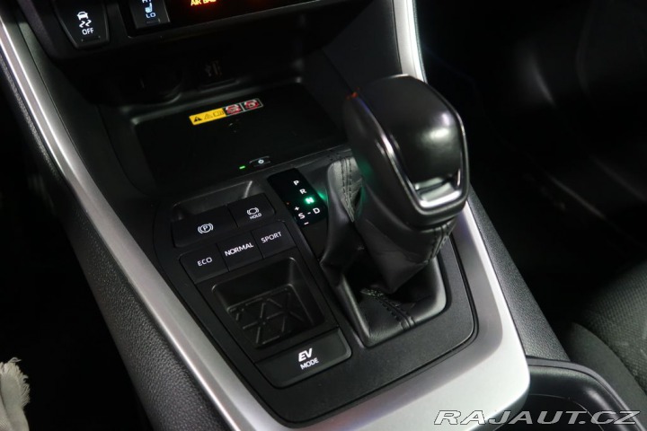 Toyota RAV4 1.8Hybrid,CZ,1Maj,Comfort 2023