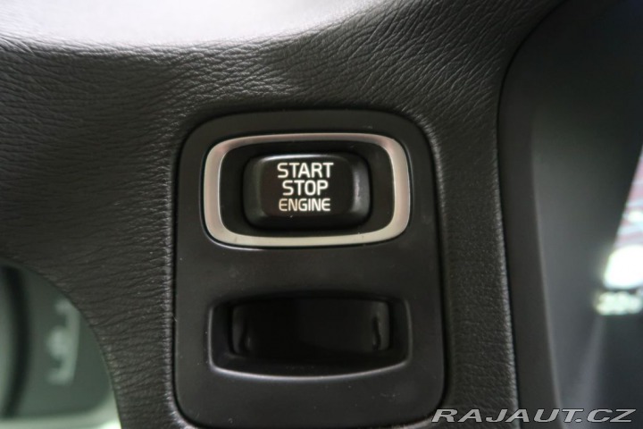 Volvo V70 2015