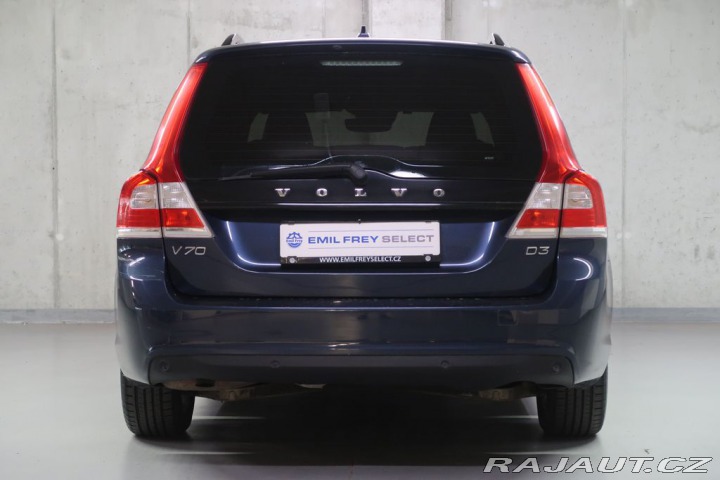 Volvo V70 2015